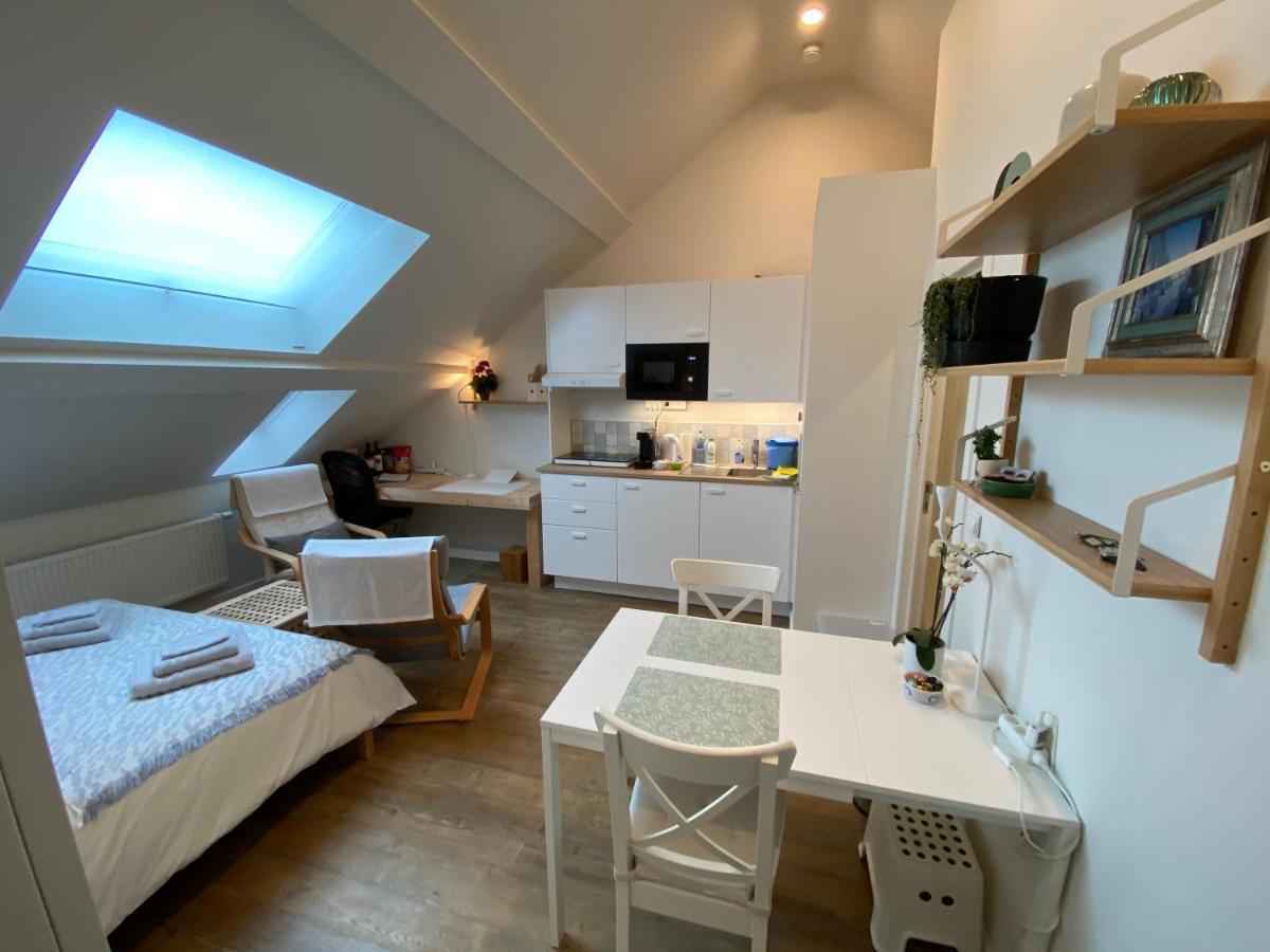 Logies-M Comfort Studios Inc Bikes B&B Ostende Exterior foto