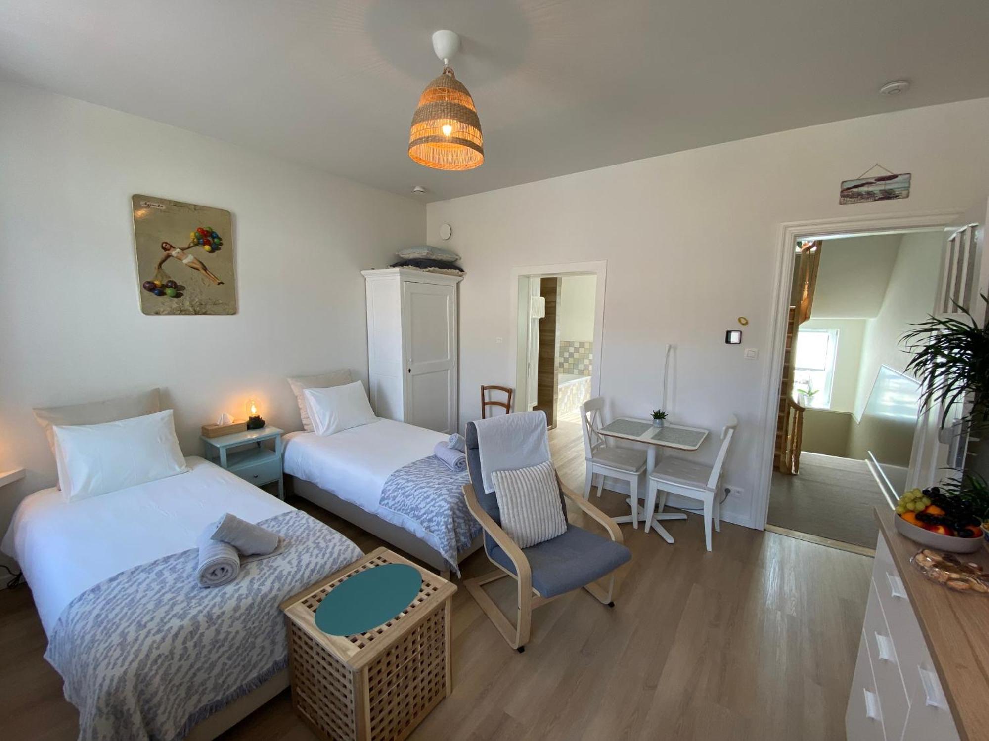 Logies-M Comfort Studios Inc Bikes B&B Ostende Exterior foto